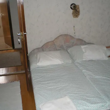 Andi Vendeghaz Maison d'hôtes Siófok